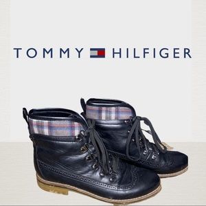 Tommy Hilfiger Lace Up Leather Booties